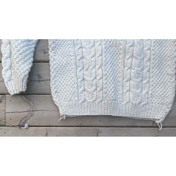 Nuevo Americana Women's Size L Wool Hand Knit Sweater Cardigan Ivory - Picture 8 of 10